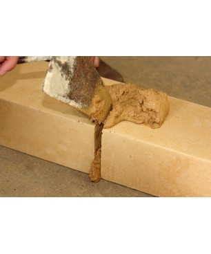 Brique de terre crue