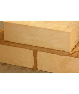Brique de terre crue