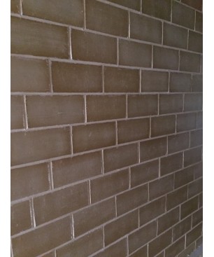 Brique de terre crue mur