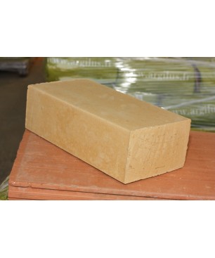 Brique de terre crue